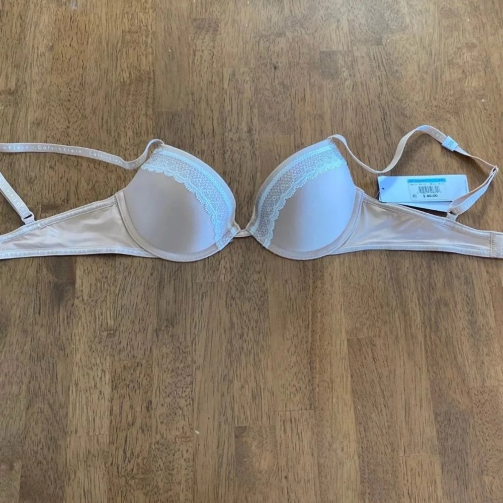 NWT Calvin Klein Bra
